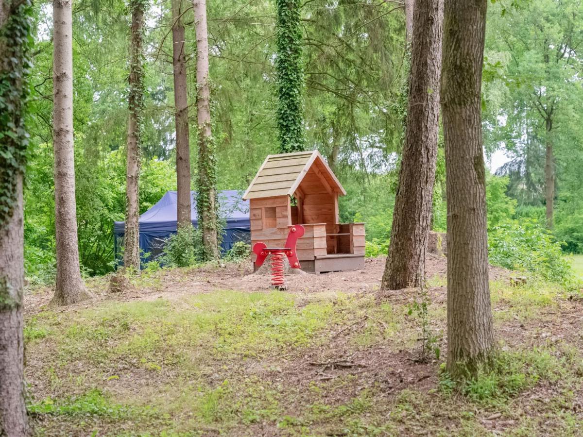 Beautiful Chalet In The Woods With A Shared Pool Vledder Dış mekan fotoğraf